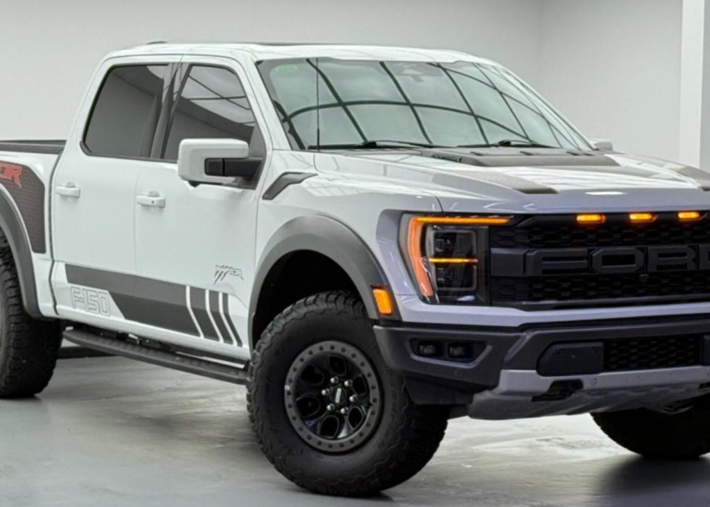 croppedImage_1762420390904_164